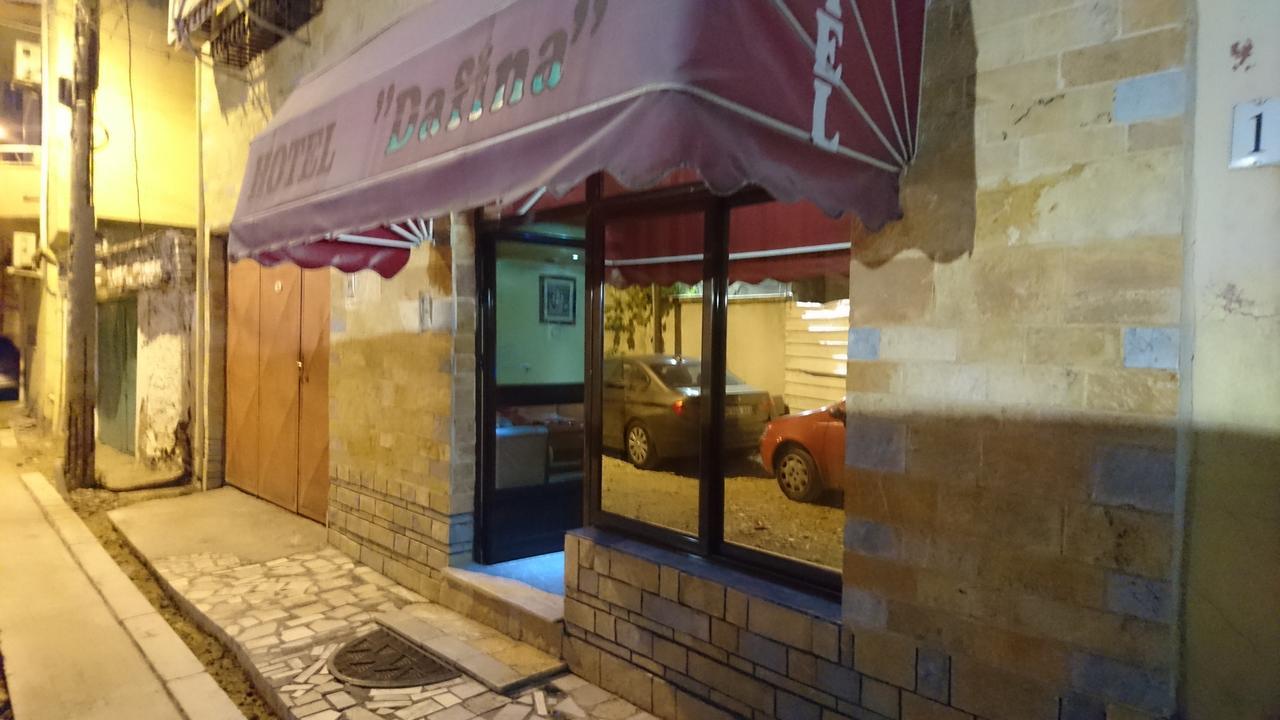 Dafina Hotel Тирана Екстер'єр фото